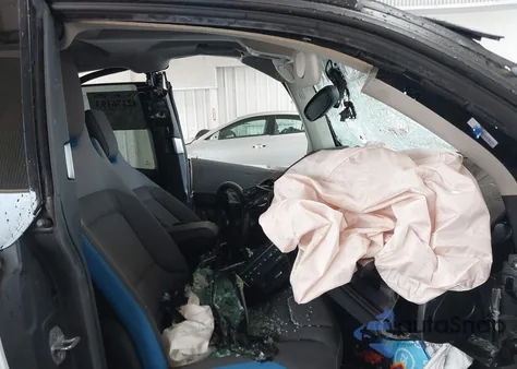 2018 BMW I3S 94Ah W/Range Extender z USA, uszkodzony, nr VIN WBY7Z8C54JVB87498